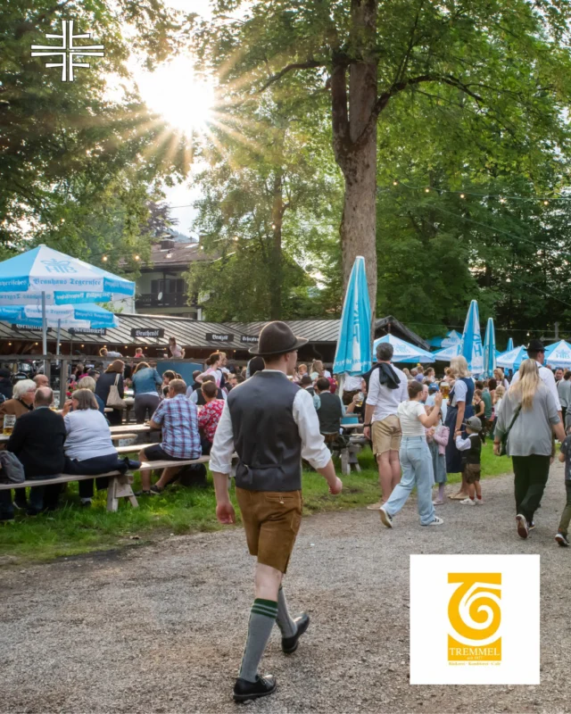 Frisch. Knusprig. Echt boarisch. 🥨 Was wäre unsere Brotzeit, unser Grillfleisch oder unsere Würstl ohne die passende Beilage? Genau – nur halb so gut! 💛 Darum freuen wir uns riesig, dass uns in diesem Jahr die Traditionsbäckerei Tremmel aus Rottach-Egern mit frischen Semmeln und reschen Brezn versorgt. Seit Generationen steht sie für echtes Handwerk – und das schmeckt man bei jedem Bissen! 🥖👏 Am Freitag gehts los, wir freuen uns auf euren Besuch! 🥳
:
#bäckerei #semmeln #brezen #brot #Regional #regionalgenießen #waldfest #waldfeste2025 #tradition #brauchtum #rottachegern #badwiessee #tegernsee #tegernseertal #tsvbadwiessee #brauhaustegernsee